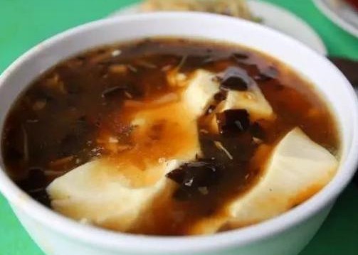<b>正宗豆腐脑技术培训去哪里？哪里教的正宗？如果您想学习正宗的豆腐脑技术，山东甄选确实是一个值得推荐的选择。</b>