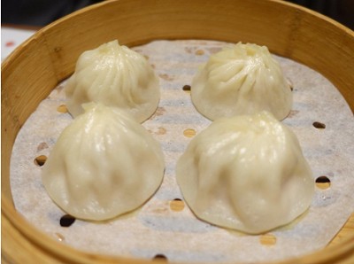 <b>学小笼包子配方哪里好？学小笼包配方去哪里学？学习小笼包子配方，有多种途径可以考虑。</b>