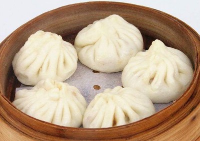 <b>小笼包，这一经典的中式点心，不仅味道鲜美，而且深受食客们的喜爱。随着市场需求的增长，越来越多的创业者也将目光投向了小笼包行业。那么，小笼包的利润究竟有多少呢？下面我们来一探究竟。</b>