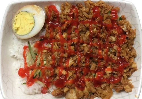 <b>近年来，土耳其烤肉在国内也掀起了一股热潮，越来越多的人对这门技艺产生了浓厚的兴趣。为了满足这一需求，土耳其烤肉培训也应运而生。</b>