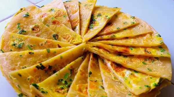 <b>鸡蛋饼制作方法</b>