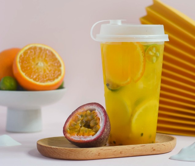 <b>冷饮培训班一般学几天？冷饮培训班的学习时间因培训机构和课程内容而异，但一般来说，学习时间大致在3天到一周之间。</b>