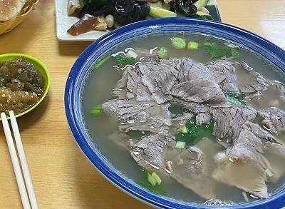 <b>开牛肉汤店去哪里学？开设牛肉汤店是一个很好的商业机会，但在开始之前，需要做好充分的学习和准备工作。以下是几个可以考虑的学习途径</b>