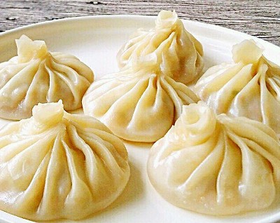 <b>​想要学习正宗的灌汤包制作技艺，选择一家优秀的灌汤包培训学校至关重要。灌汤包培训学校哪家好？在众多培训学校中，山东甄选集团凭借其卓越的品质和专业的服务，成为众多学员心目中的首选。</b>