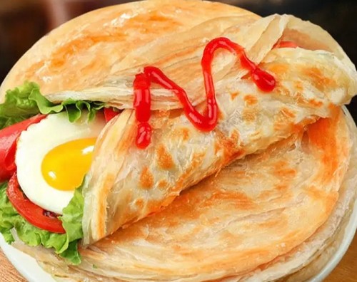 <b>学做手抓饼多少钱？手抓饼培训一般学费多少钱？学做手抓饼的学费根据多种因素而有所不同，但一般来说，手抓饼培训的学费在1000至2000元之间是一个较为常见的价格区间。</b>