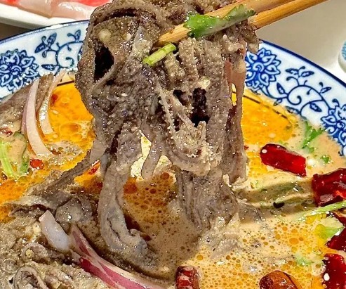 <b>老北京爆肚的酱料配方是爆肚美味的关键，以下为您提供几种常见的配方供您参考和收藏：</b>